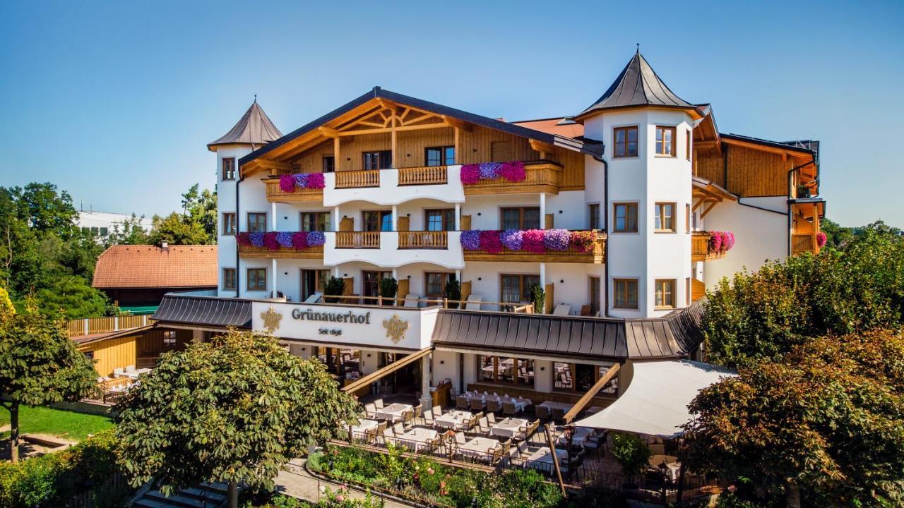 Hotel Gruenauerhof Wals-Siezenheim Exterior photo
